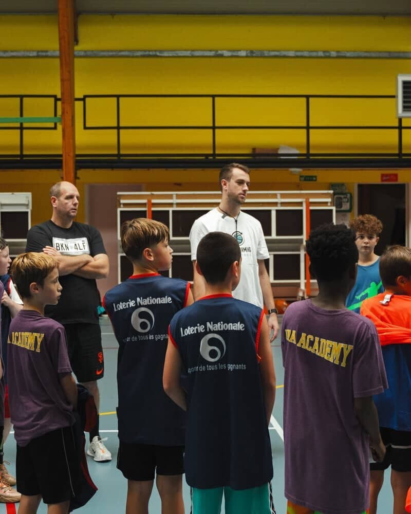Players and coaches at a past Transforming Basketball event (photo 2)