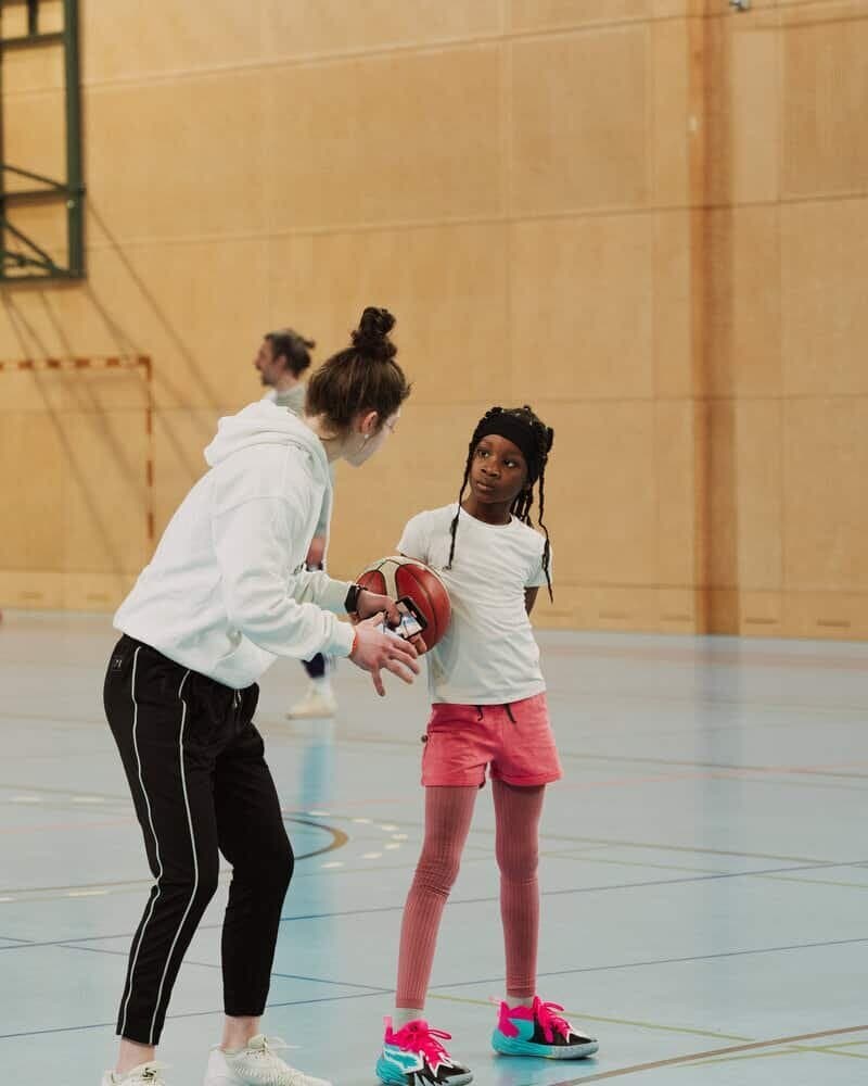 Players and coaches at a past Transforming Basketball event (photo 15)